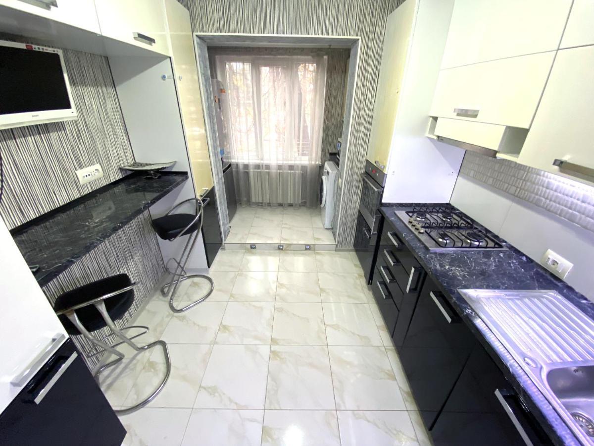 Bright Luxury Apartment Near Center Chisinau Exterior foto